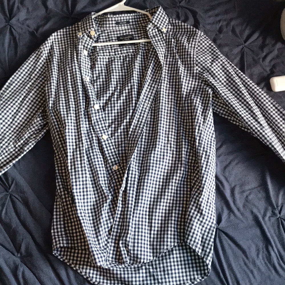 Men’s Abercrombie & Fitch checkered shirt size: M